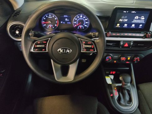 Used 2020 Kia Forte LXS FWD image 22