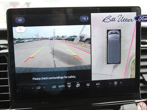 Used 2023 Ford Transit 350 XLT image 16