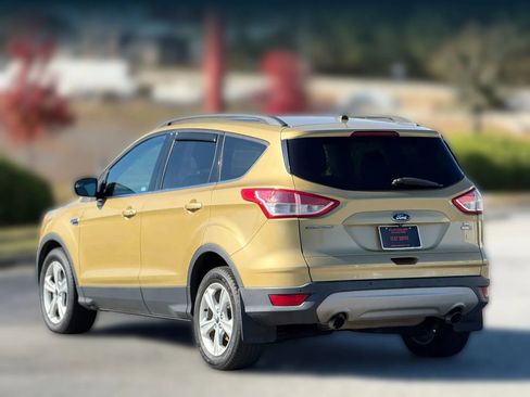Used 2014 Ford Escape SE w/ Equipment Group 201A image 10