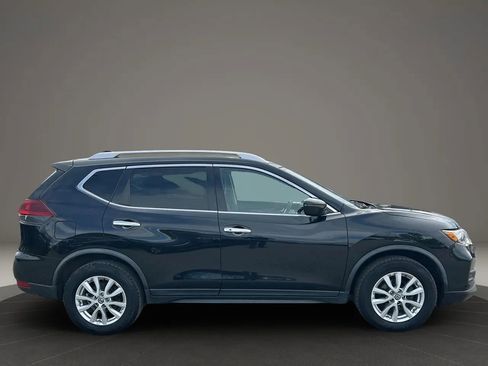 Used 2019 Nissan Rogue SV AWD/4WD image 6