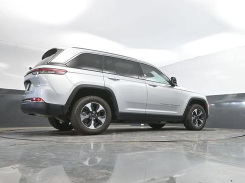 Used 2024 Jeep Grand Cherokee Limited 4xe AWD/4WD image 48