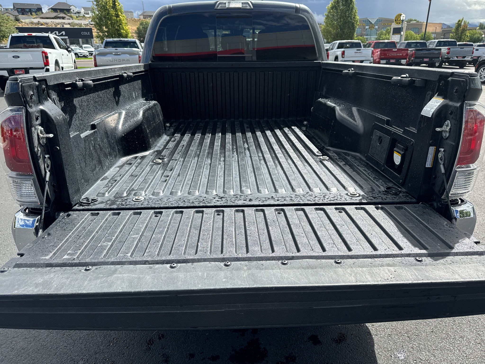 Certified 2023 Toyota Tacoma TRD Off-Road AWD/4WD image 7