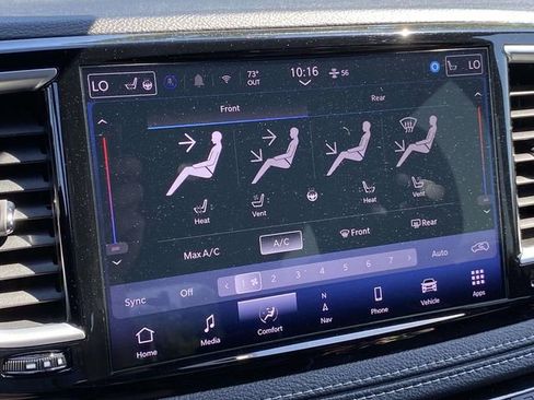 Used 2025 Chrysler Pacifica Limited FWD image 25