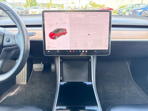 Used 2018 Tesla Model 3 Long Range AWD/4WD image 29