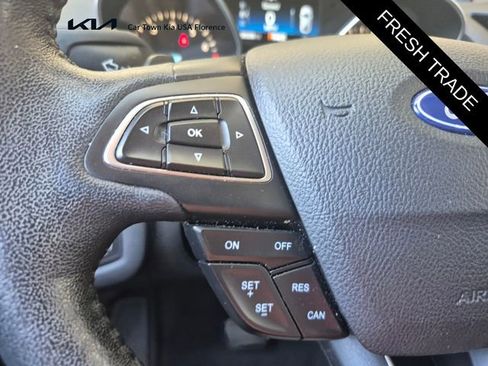 Used 2017 Ford Escape Titanium AWD/4WD image 23