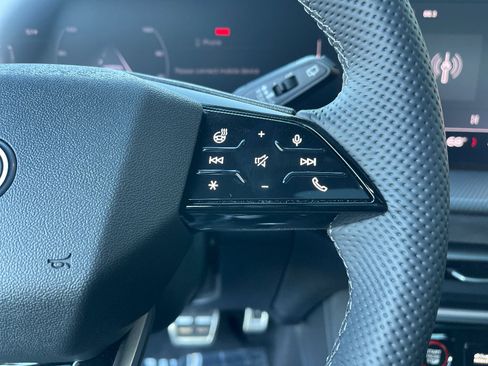 New 2025 Audi SQ5 Premium Plus image 22