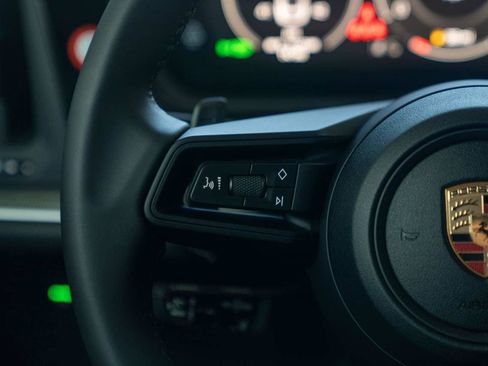 New 2026 Porsche Cayenne S image 14