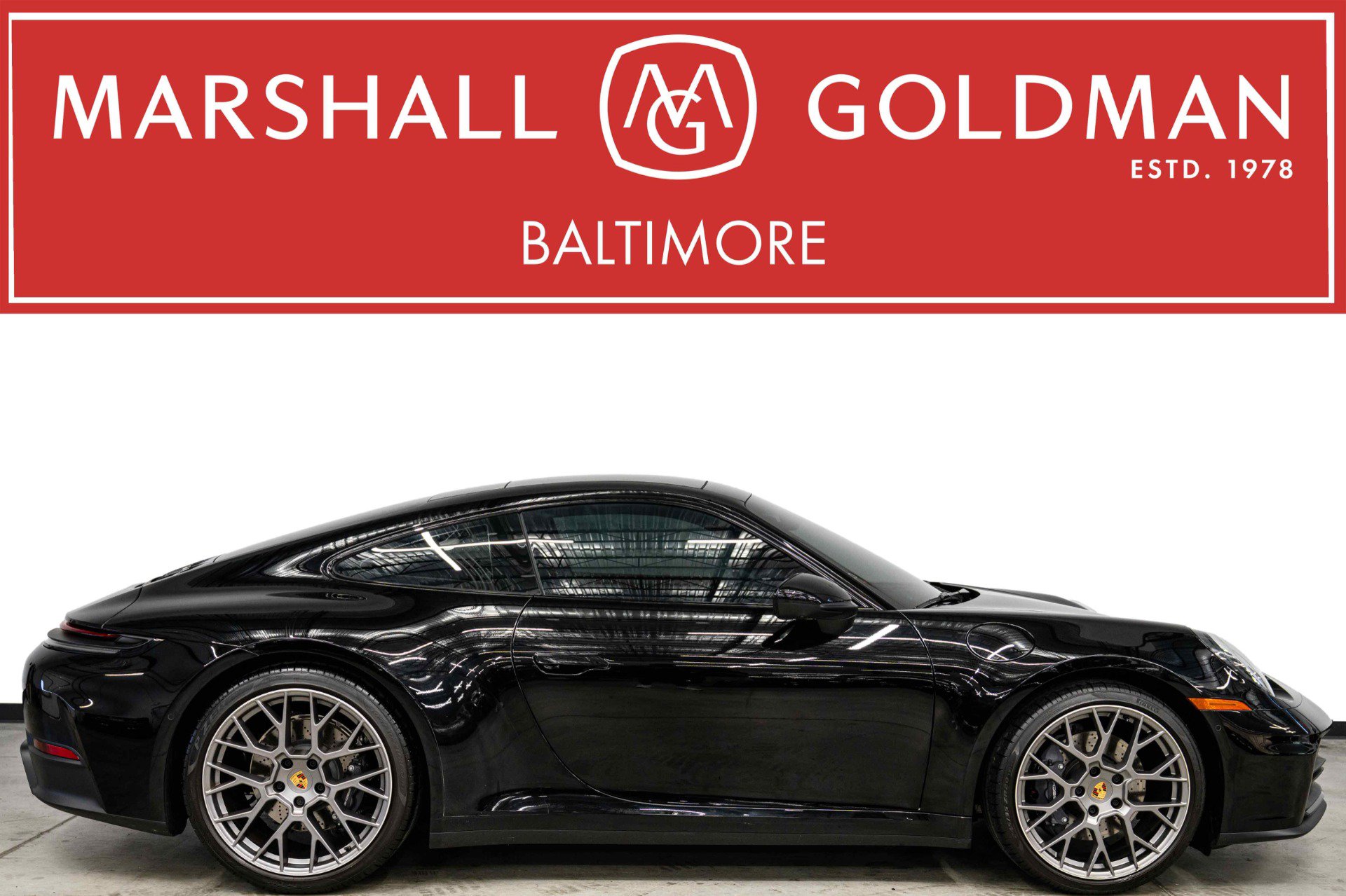 Used 2025 Porsche 911 Carrera RWD image 1