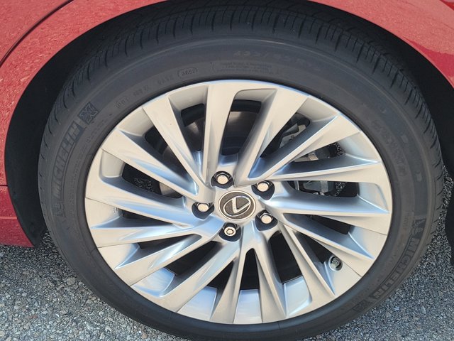 Used 2024 Lexus ES 350 w/ Technology Package FWD image 11
