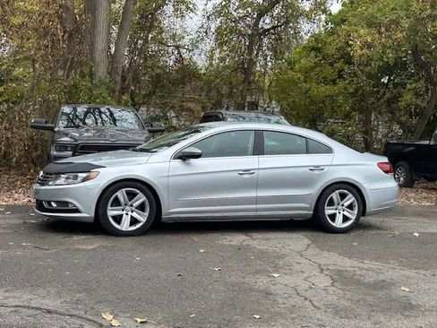 Used 2013 Volkswagen CC Sport image 18