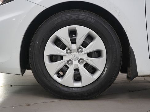 Used 2015 Hyundai Accent GS image 24