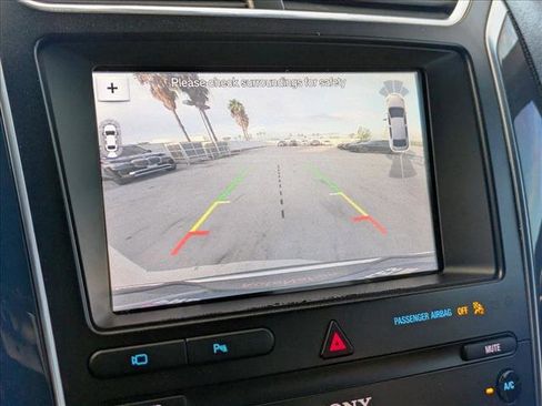 Used 2019 Ford Explorer Limited w/ Class III Trailer Tow Package image 14