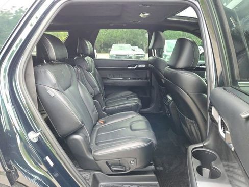 Used 2025 Hyundai Palisade Calligraphy FWD image 11