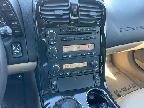 Used 2010 Chevrolet Corvette Grand Sport w/ Preferred Equipment Group image 10