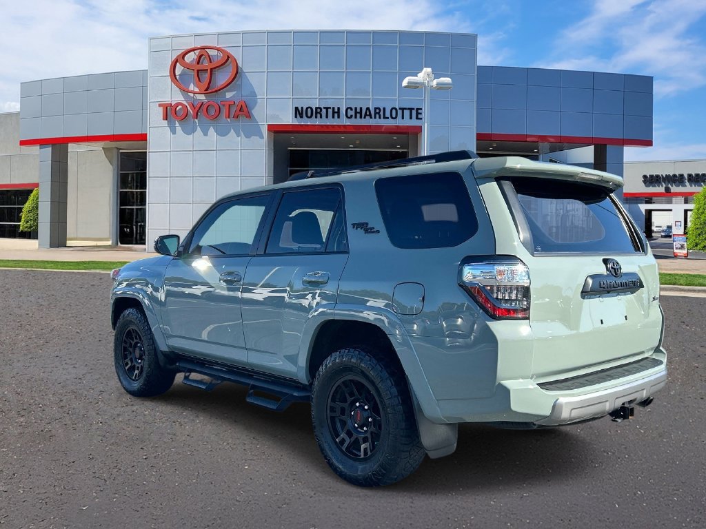 Used 2023 Toyota 4Runner TRD Off-Road Premium w/ Moonroof Package AWD/4WD image 6