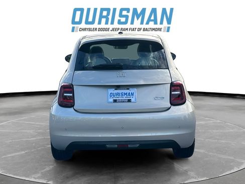 New 2025 FIAT 500 e image 5