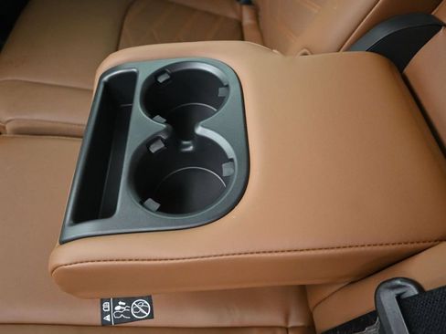 Used 2025 Nissan Pathfinder Platinum w/ Cargo Package FWD image 18