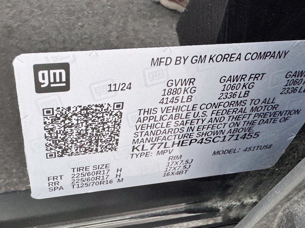 Used 2025 Chevrolet Trax LT FWD image 36