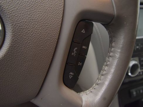 Used 2017 Buick Enclave Convenience image 28