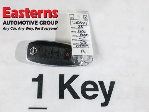 Used 2023 Nissan Rogue SL w/ SL Premium Package image 27