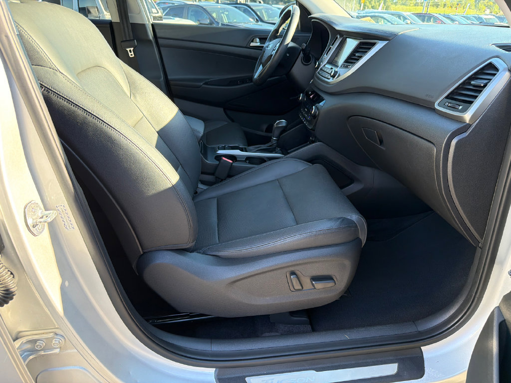 Used 2016 Hyundai Tucson Limited FWD image 13