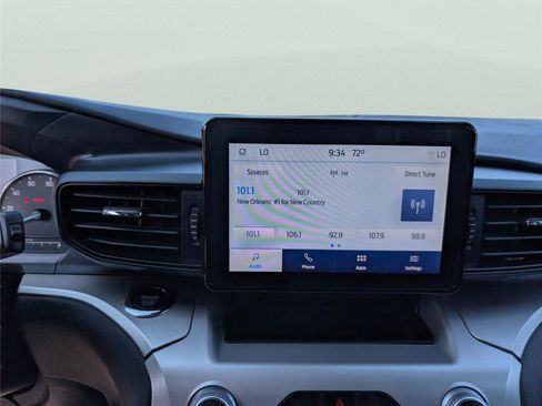 Used 2022 Ford Explorer XLT RWD image 55