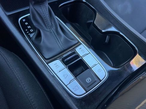 Used 2023 Hyundai Tucson SE image 24