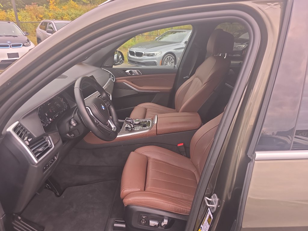 Used 2021 BMW X5 xDrive45e w/ Executive Package AWD/4WD image 10