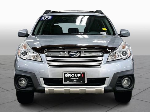 Used 2013 Subaru Outback 2.5i Limited image 3