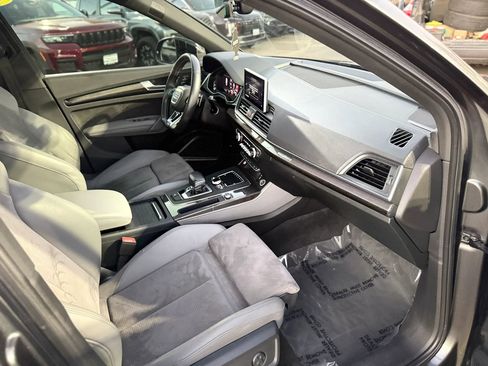 Used 2019 Audi SQ5 Prestige image 22