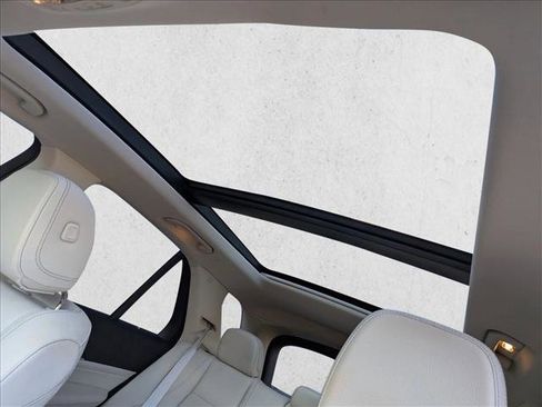 Used 2024 Mercedes-Benz GLE 450 4MATIC image 14