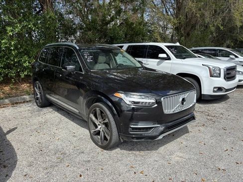 Used 2017 Volvo XC90 T8 Inscription w/ Vision Package image 7