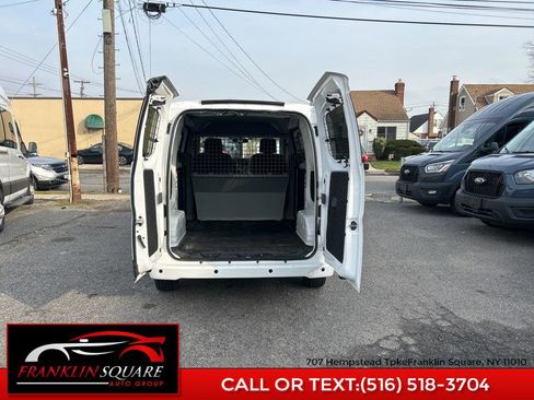 Used 2021 Nissan NV200 SV w/ Sliding Door Glass Package image 31