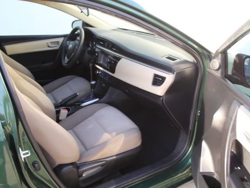 Used 2014 Toyota Corolla LE image 37