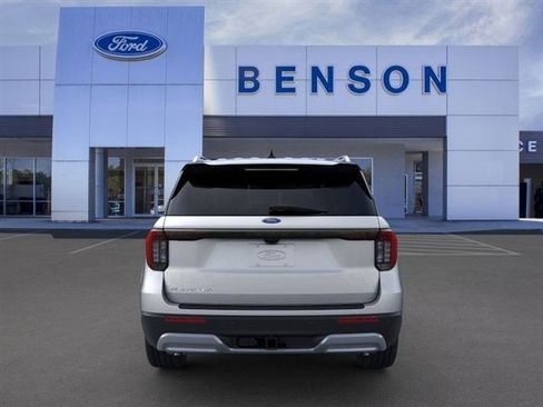 New 2025 Ford Explorer Platinum image 7