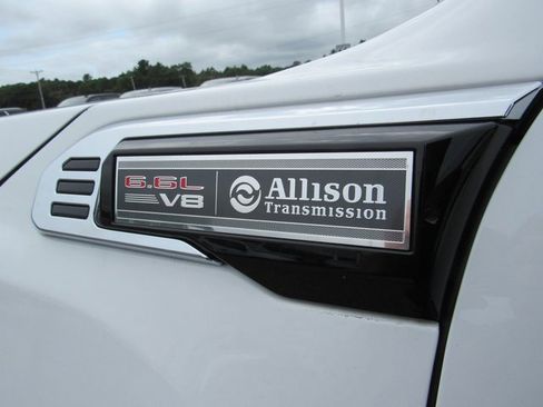 New 2025 GMC Sierra 3500 Pro w/ Convenience Package image 10