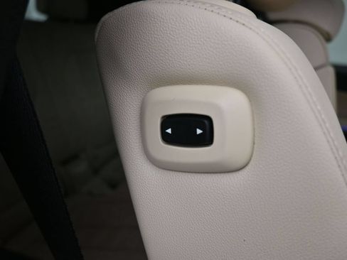 Used 2022 BMW X7 xDrive40i w/ Executive Package AWD/4WD image 48