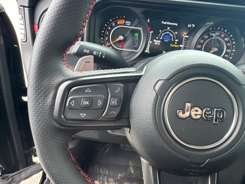 New 2026 Jeep Wrangler Unlimited Rubicon 392 image 23