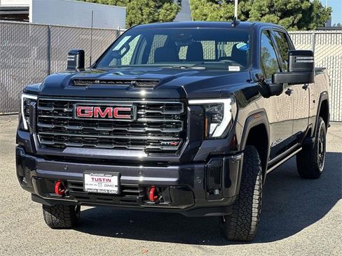 New 2026 GMC Sierra 2500 AT4 w/ AT4 Premium Plus Package image 6