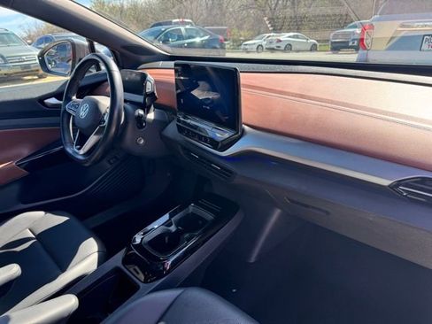 Used 2021 Volkswagen ID.4 Pro S w/ Gradient Package image 17