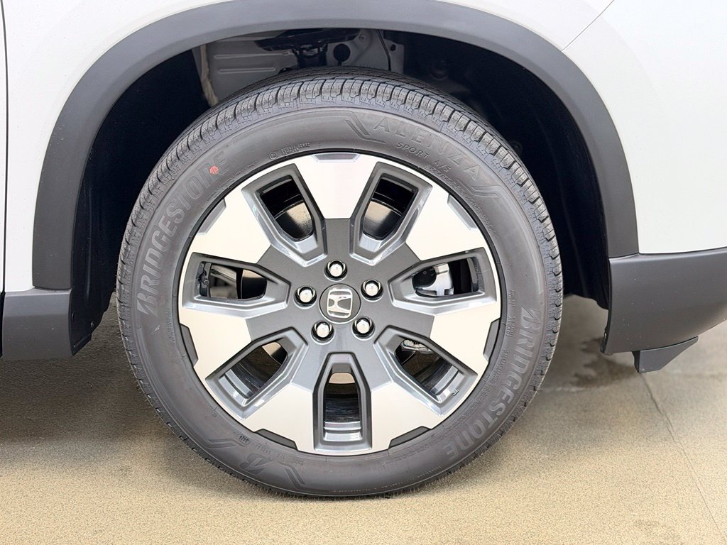 New 2026 Honda Pilot Elite image 4
