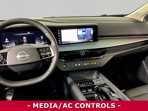 Certified 2025 Nissan Murano SL w/ Cargo Package AWD/4WD image 9