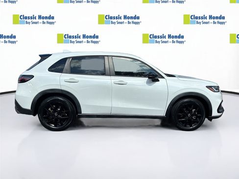 Certified 2023 Honda HR-V Sport image 9