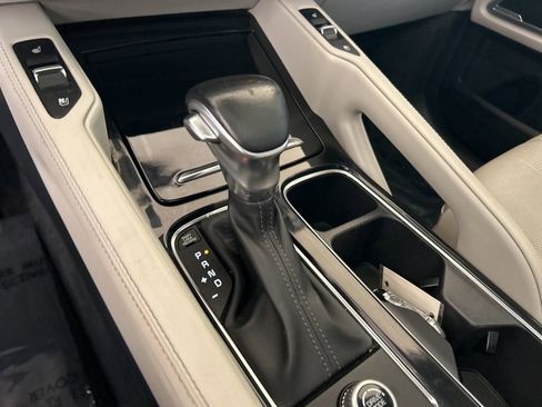 Used 2020 Kia Telluride EX w/ Towing Package FWD image 8