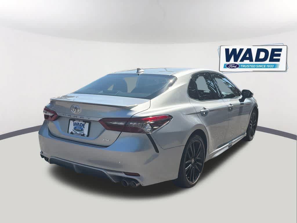 Used 2022 Toyota Camry XSE FWD image 5