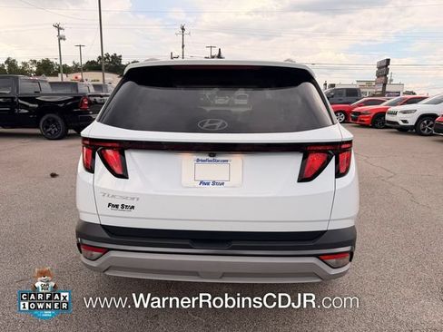 Used 2025 Hyundai Tucson SEL FWD image 11