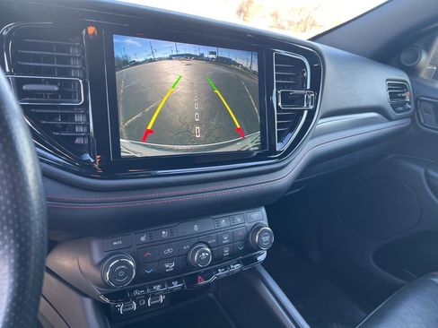 Used 2023 Dodge Durango GT image 29