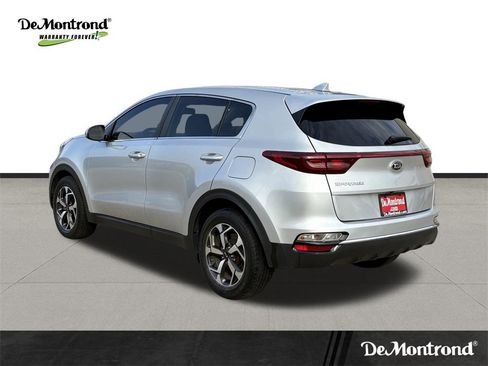 Used 2020 Kia Sportage LX image 7