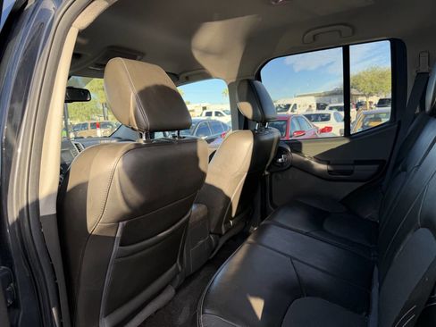 Used 2015 Nissan Xterra PRO-4X w/ Pro-4x Leather Package image 28
