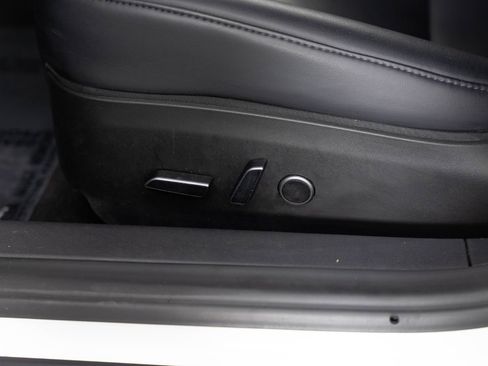 Used 2023 Tesla Model 3 Standard Range RWD image 16
